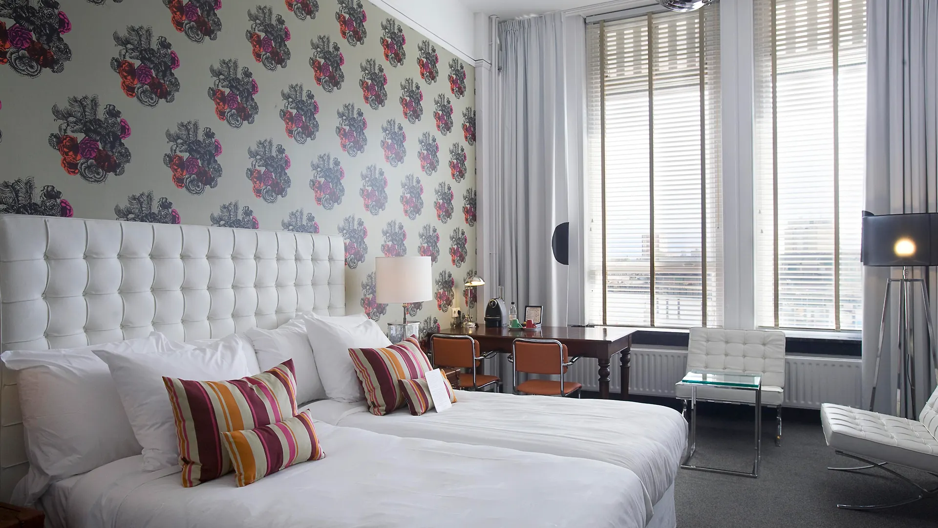 Hotel New York By Westcord Rotterdam 4*,