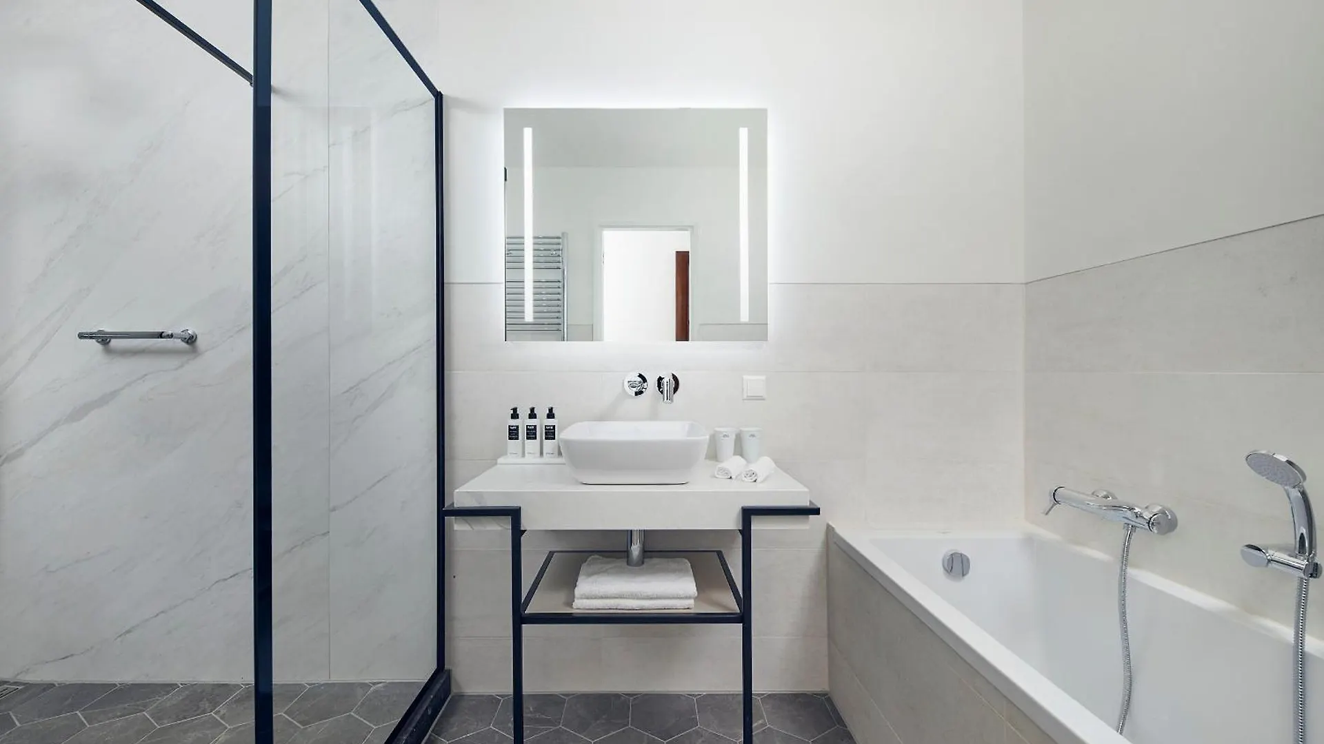 Hotel New York By Westcord Rotterdam 4*,  Holandia